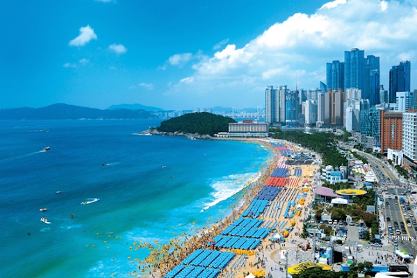 สัมผัสชายหาดแฮอึนแด เมืองปูซาน ประเทศเกาหลีใต้