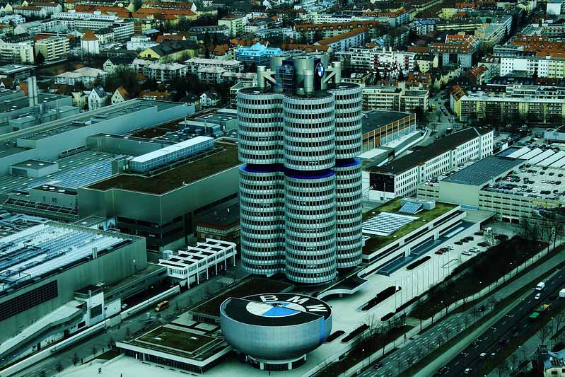 พิพิธภัณฑ์ BMW จุดกำเนิดของความล้ำสมัยทางด้านยานยนต์
