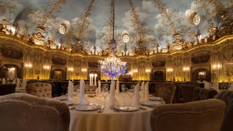 Luxury Tip In Russia