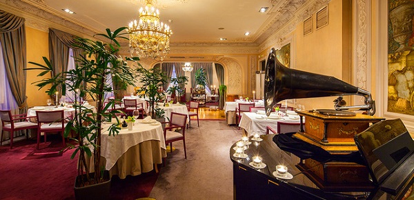 Palkin Restaurant –back to 1785