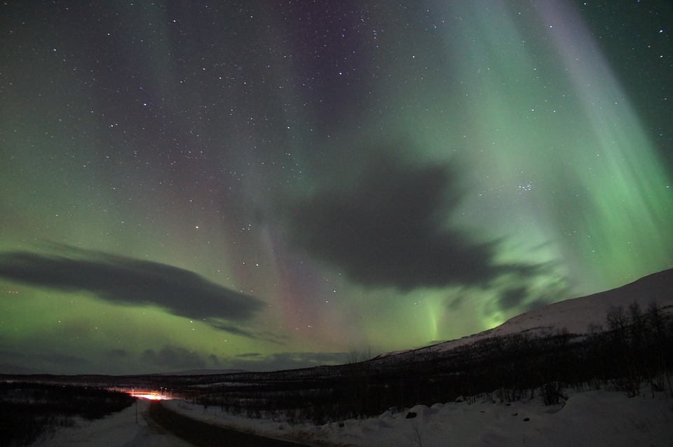 northern-lights-225514_960_720