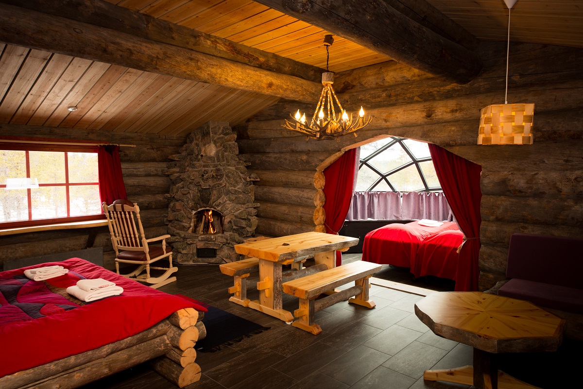 kakslauttanen_kelo-glass-igloo